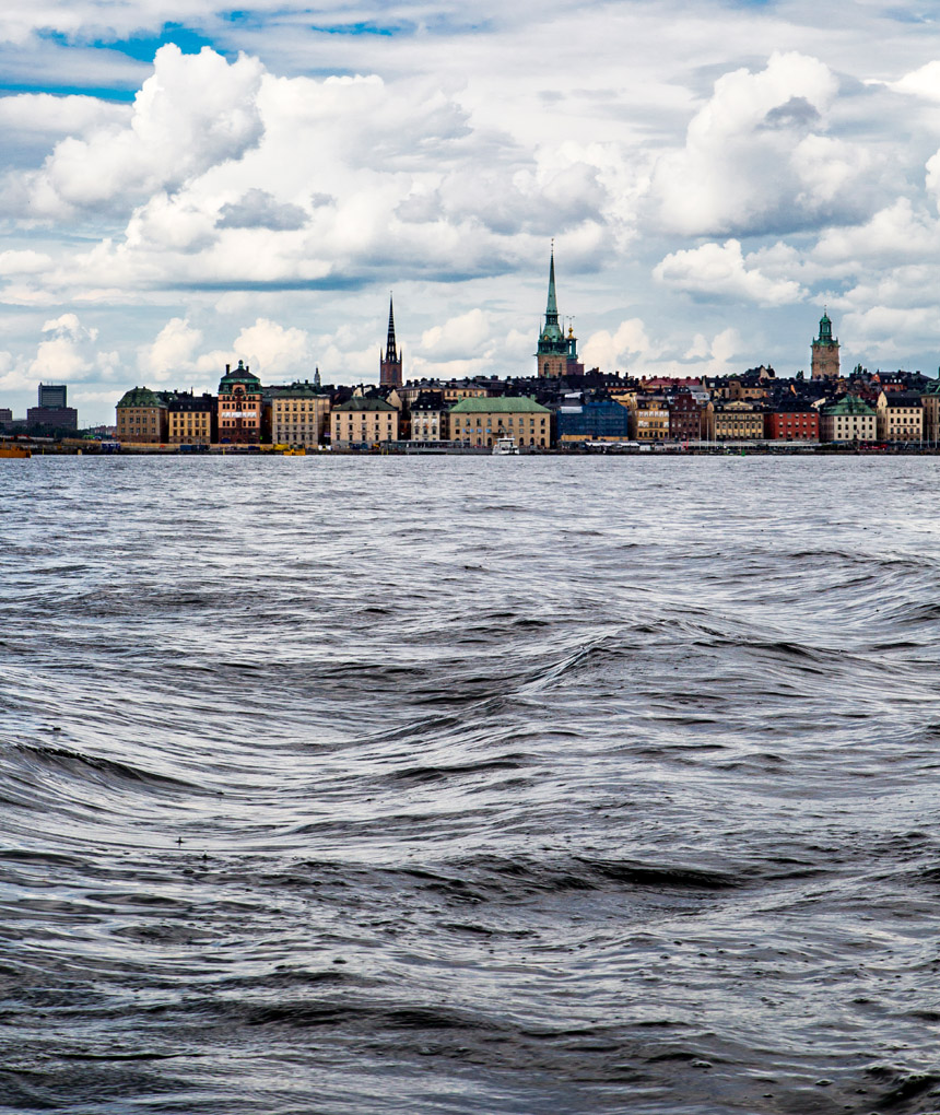 Baltic Sea archipelago, Stockholm, Sweden, Mercedes Noriega, Mercedes Noriega Photography, sea, city, fairy city, moving waters, ochre-colored buildings of Gamla Stan, old town, Storkyrkan Cathedral, Palace, museum, islands, landscape, city, royal, majestic, fairytale