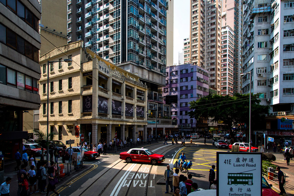 Wan Chai, Hong Kong, street photography, taxi, cab, Hong Kong taxi, commute, transportation, city, Mercedes Noriega, Mercedes Noriega Photography