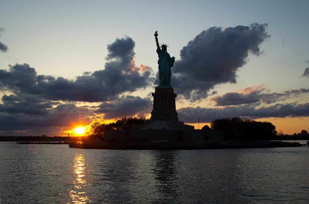 New York, New York City, NY, the Big Apple, Mercedes Noriega, Mercedes Noriega photography, city, urban, Statue of Liberty, Liberty Statue, sunset, sunset at the Liberty Statue