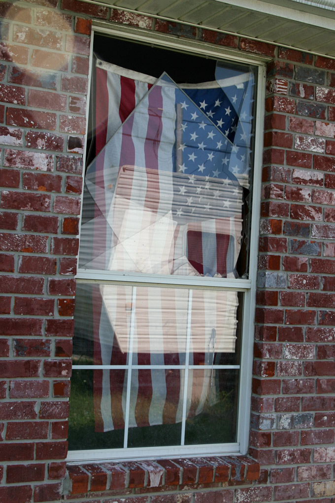 american flag, new orleans tragedy, Katrina, hurricane, Mercedes Noriega, Mercedes Noriega Photography