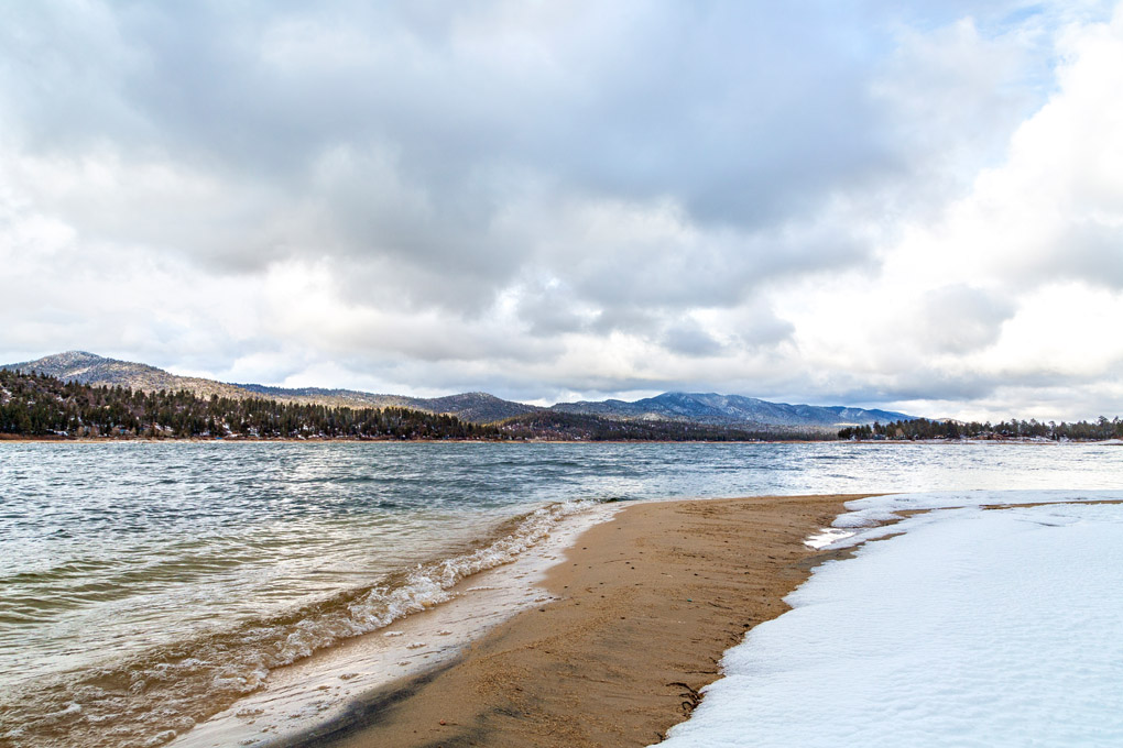 snow and sand, beach, winter, Big Bear Lake, Mercedes Noriega, Mercedes Noriega Photography, Big Bear, California, USA, winter, wonderland, trees, pine, pines, snow, snowy trees, winter mood, purple, green, red, landscape, treescape, wintersacpe, mountain, peak, lake, lakescape, lakeview, trees and lake, alono, supreme, calm, almighty, powerful