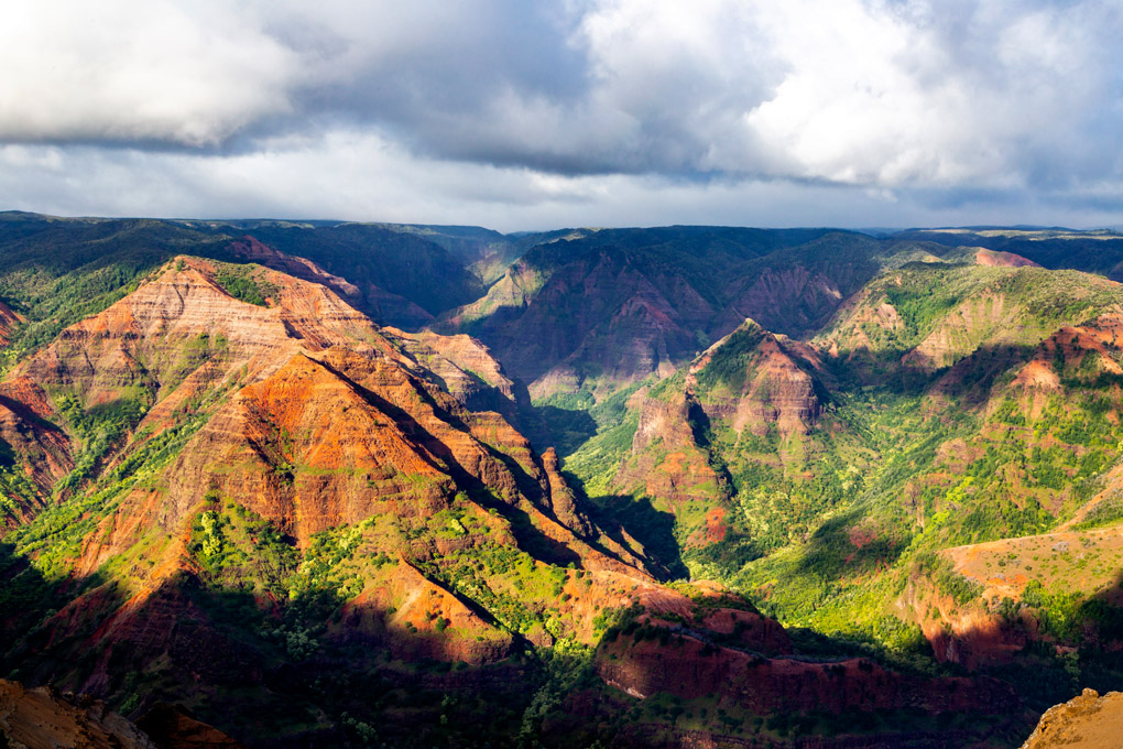 the garden island, lush, state park, Waimea, Waimea Canyon, Kauai, Hawaii, mountains, cliffs, green, spectacular, lookout, view point, scenic, paradise, Mercedes Noriega, Mercedes Noriega Photography, The Grand Canyon of the Pacific, summit, waterfall, landscape, vista, red earth, lava